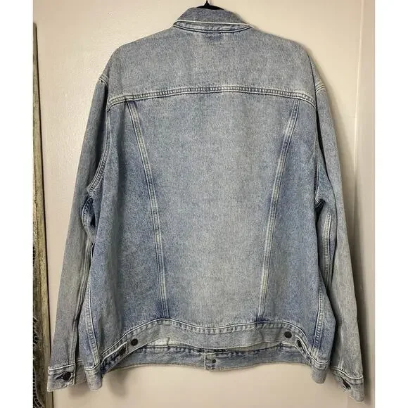 NWT LEVI'S JEAN JACKET MENS PREMIUM TRUCKER DISTRESSED PATCHWORK DENIM BLUE